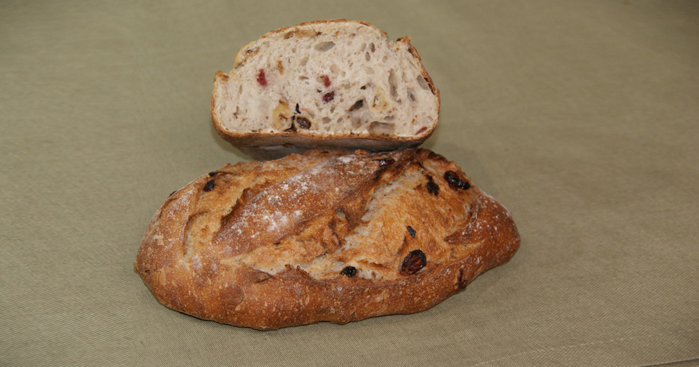 Brood noten, rozijnen en cranberries