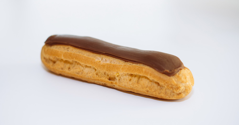 Éclair au chocolat