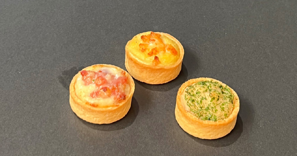 Assortiment de mini tartelettes salées 