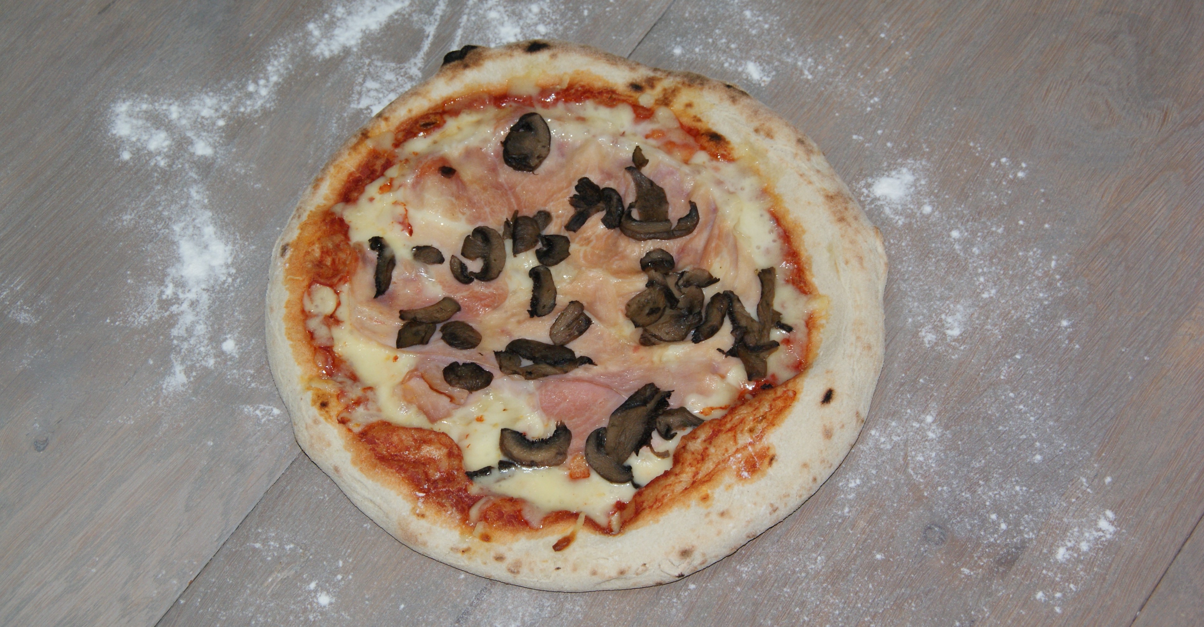 Pizza jambon/champignon BIO
