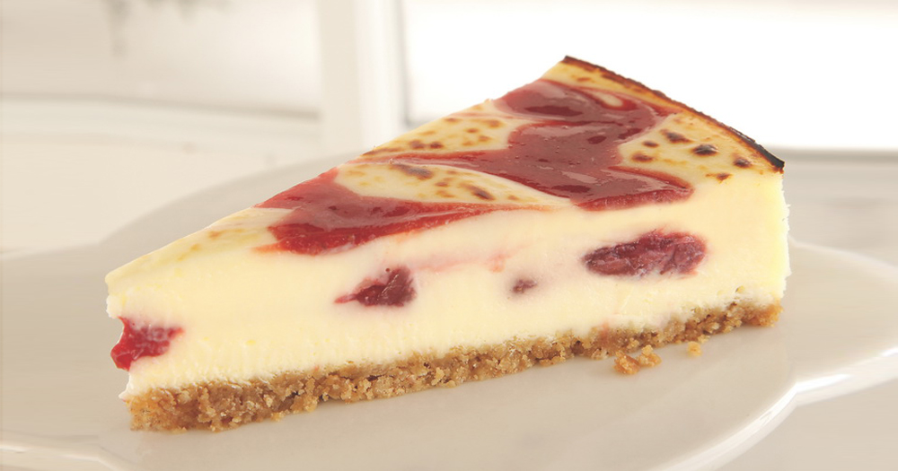 Strawberry brûlée cheesecake